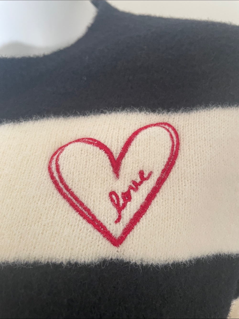 Calligraphie Pullover Sweater/Cardigan - Picture 3 of 10